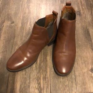 Leather Topshop booties! Perfect for fall!! ☺️